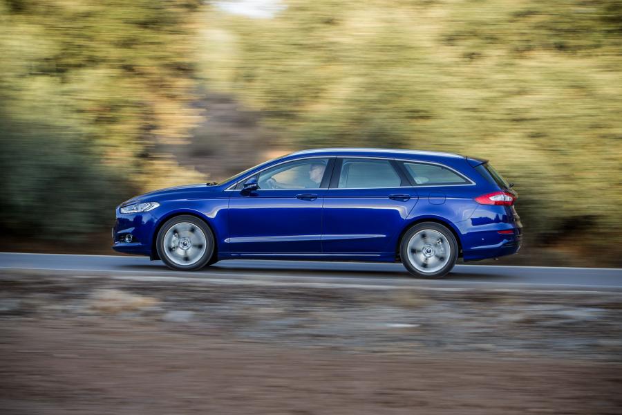  Ford Mondeo Turnier 2014 года  (фото 34 из 40)